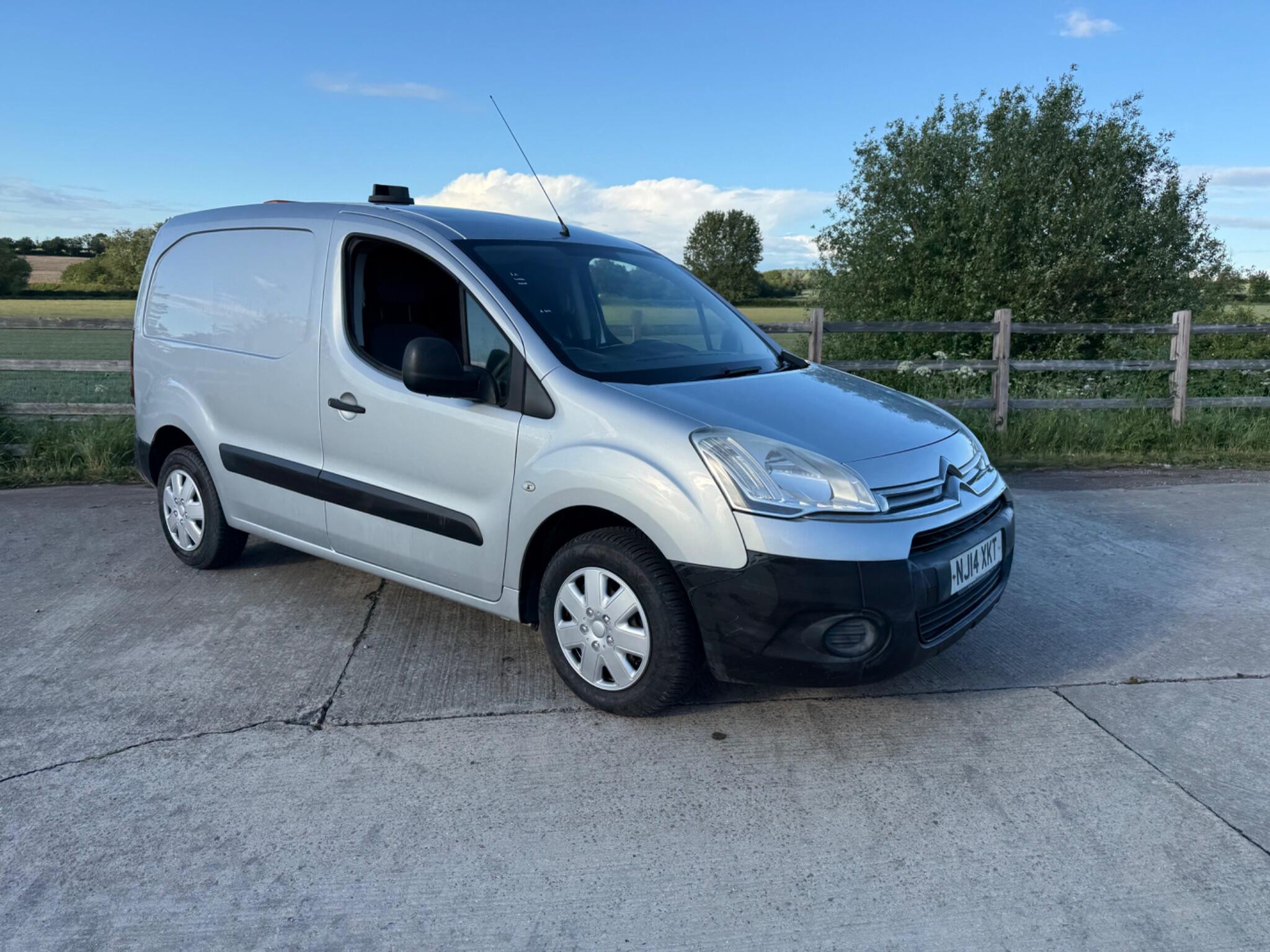 Citroen Berlingo 1.6 HDi 850 Enterprise L1 5dr — photo 53 of 92